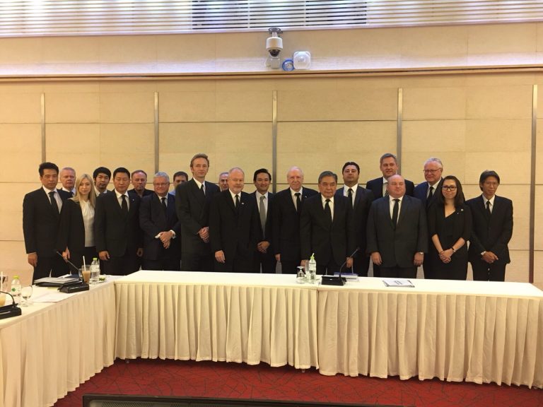 Meeting with the Minister of Finance 14 November 2016