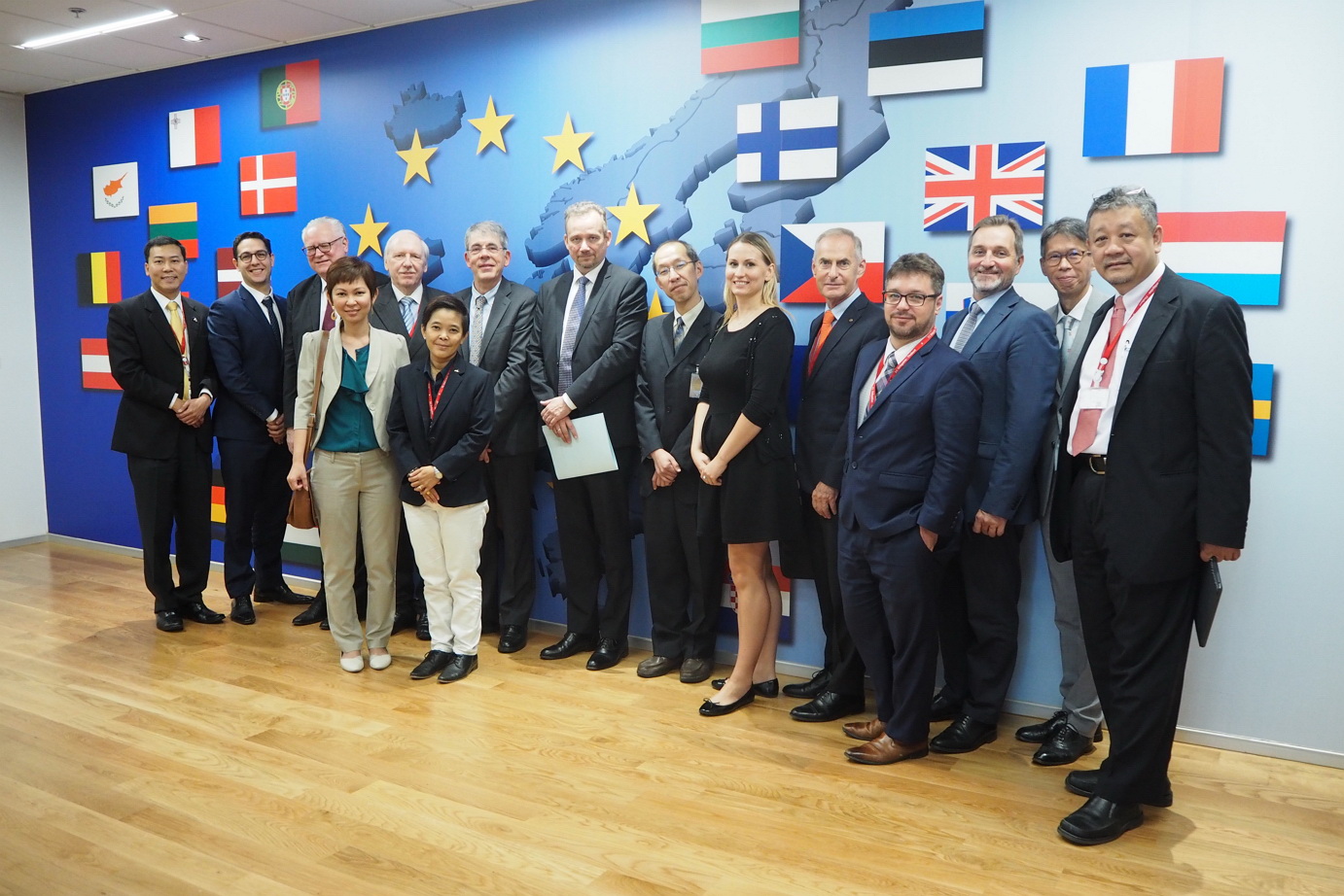 DIALOGUE MEETING WITH OECD AT EUD DIALOGUE MEETING WITH OECD AT EUD