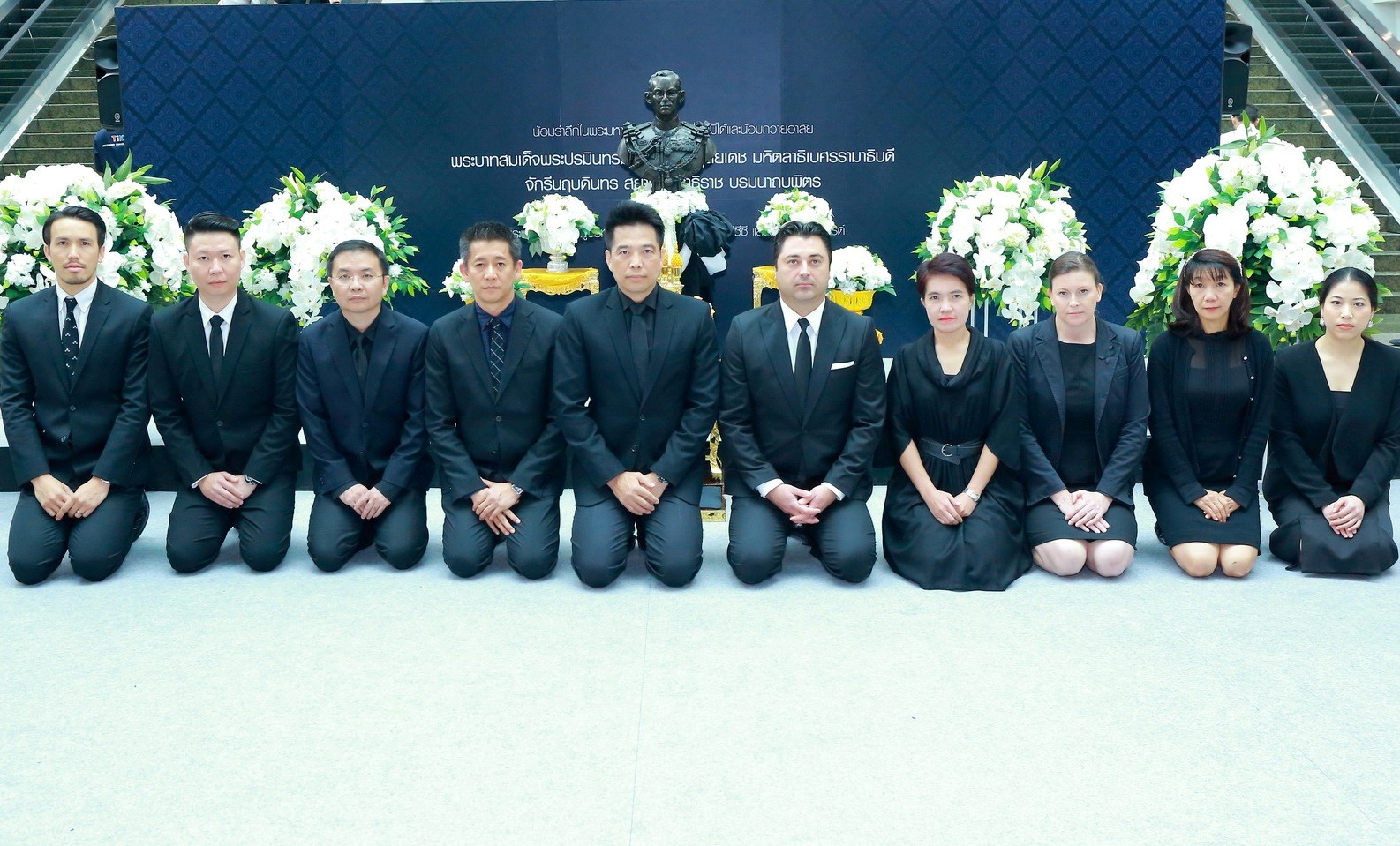 Diageo MoEt Hennessy (Thailand) Ltd pays tribute to His Majesty the late King Bhumibol Adulyadej